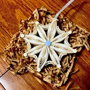 Quilled SNOWFLAKE